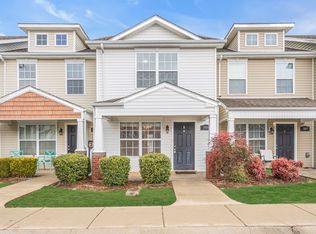 305 Sam Houston Cir, Clarksville, TN 37040