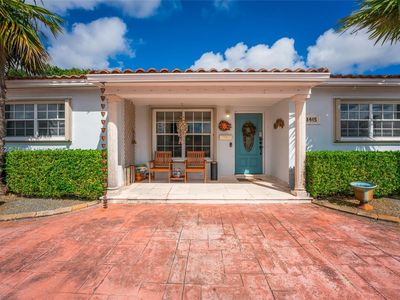 8445 SW 43rd Ter, Miami, FL, 33155