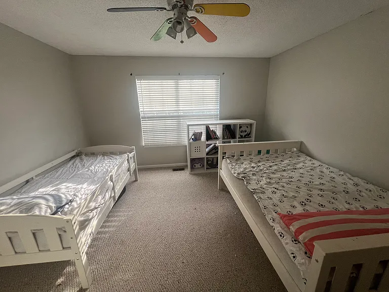 2733 Inglewood Ln — Photo 12