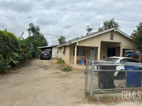 11004 Santa Barbara St, Lamont, CA 93241