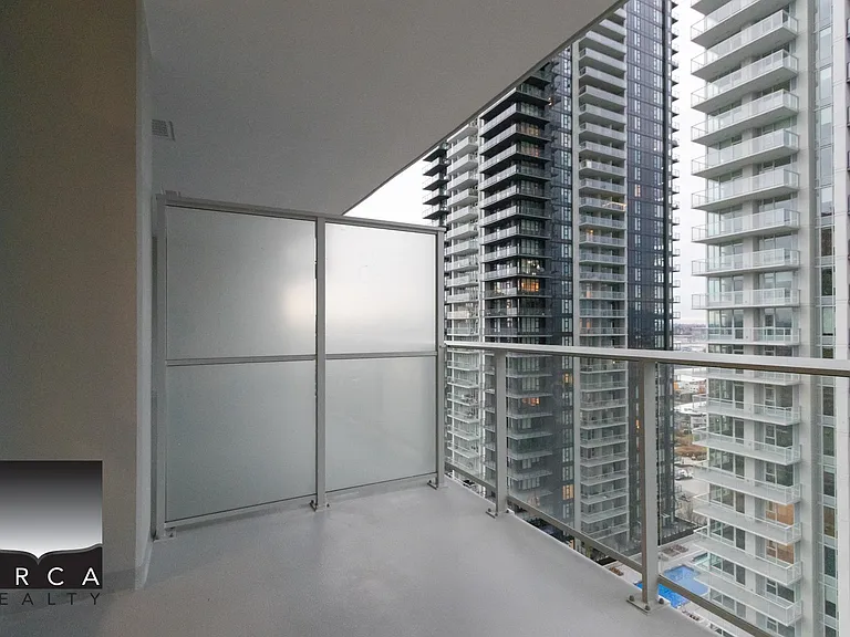 4168 Lougheed Hwy #1804 — Photo 16