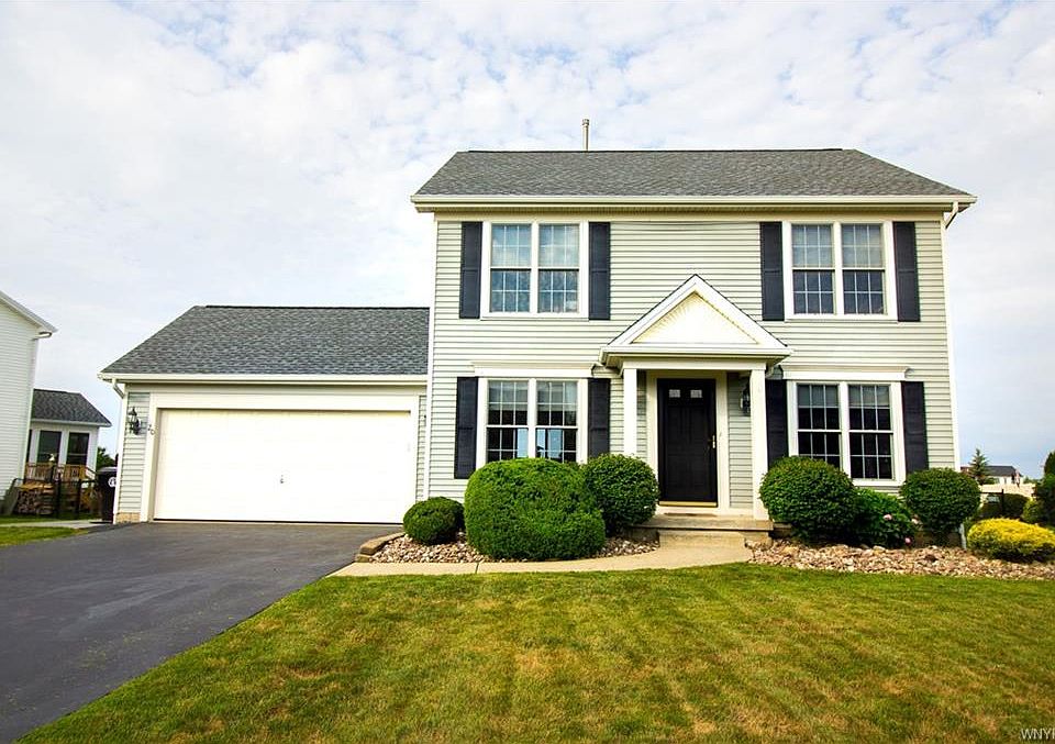 1st image of 20 Ashwood Ct