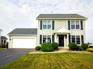 20 Ashwood Ct, Lancaster, NY 14086