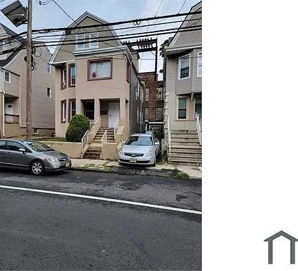 3 bed, $2,195 — Photo 1