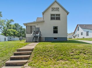506 N Vine St, Glenwood, IA 51534