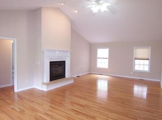 204 Stonecrest Loop, Crossville, TN 38571