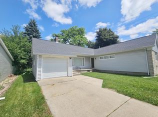 560 E Jackson St, Ripon, WI 54971
