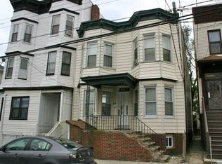 37 Poplar St APT 1R, Jersey City, NJ 07307