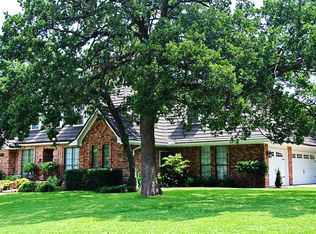 5009 Bridgewater Dr, Arlington, TX 76017