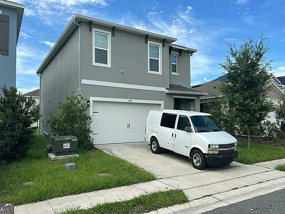 3rd image of 1447 Berry Ln