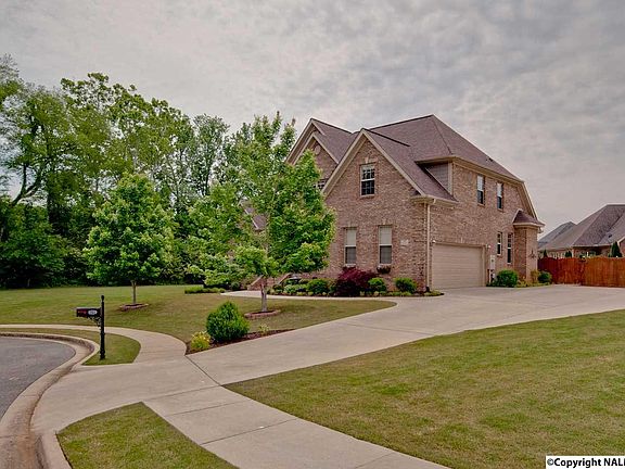 4th image of 6720 Mountain Ledge Dr SE