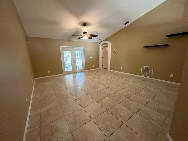 2452 Appalachian Dr — Photo 7
