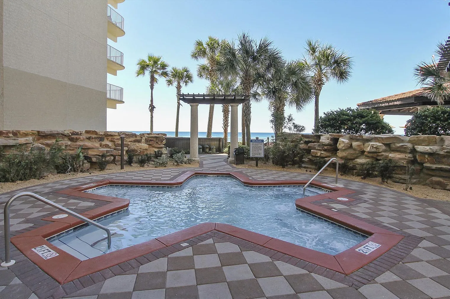 1 bed, 2.0 bath, 936 sqft, $3,496 — Photo 4