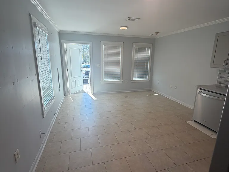 13 Jackson St NE — Photo 22