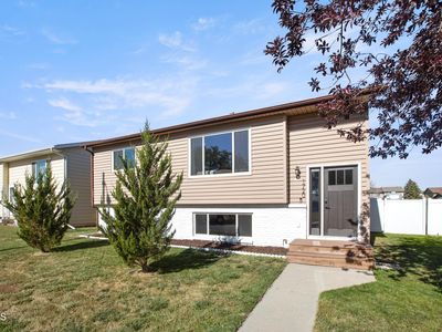 1720 29th St W, Williston, ND, 58801