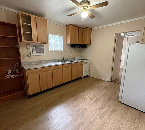 5th image of 1706 E Emma St #A