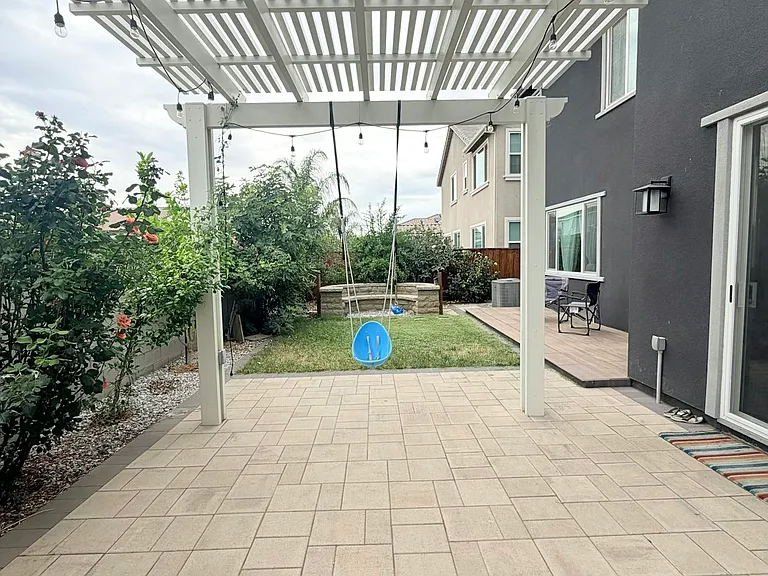 5338 Frisanco Way — Photo 20