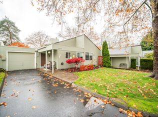 1785 NW Rolling Hill Dr, Beaverton, OR 97006
