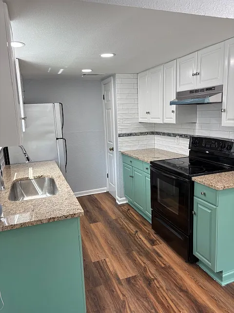413 S Bauer Dr #4