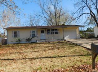 846 Twin Oak Dr, Hillsboro, MO 63050