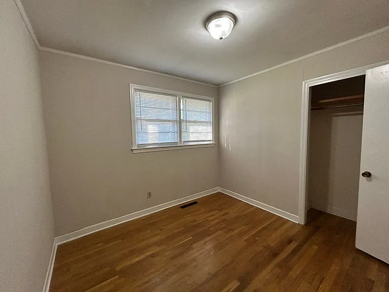 523 Colonial Dr — Photo 31