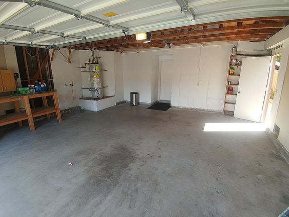 5th image of 24023 Tobaro Ct