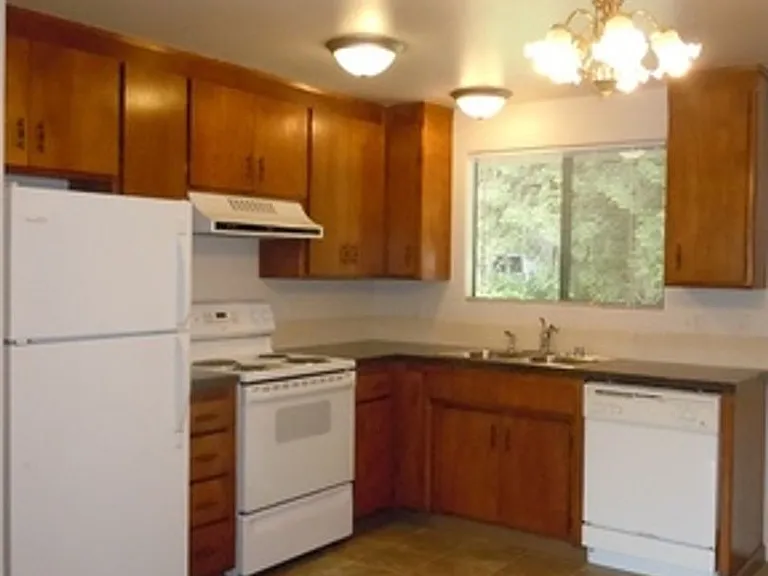 5464 Bel West Dr — Photo 4
