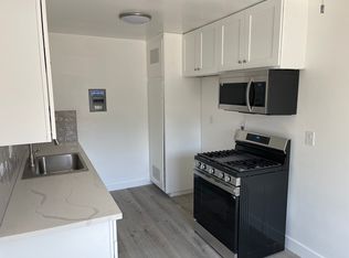 2242 S Loara St APT 3, Anaheim, CA 92802