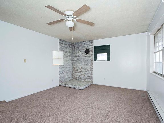 4th image of 1412 Dale Dr