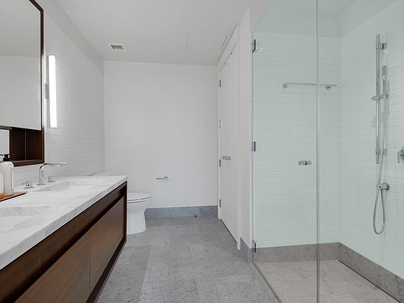 4th image of 550 Vanderbilt Ave APT 1610