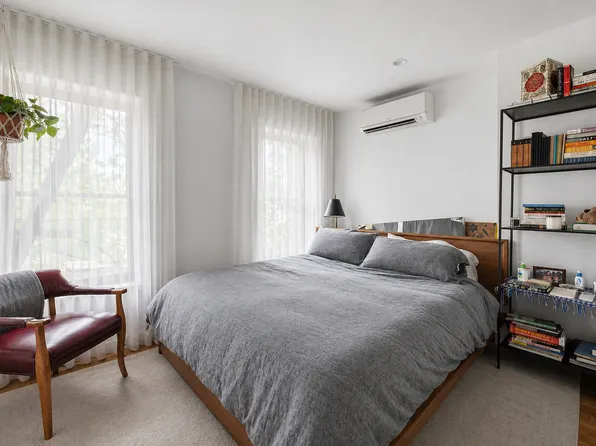 163 Roebling Street image 1 of 8