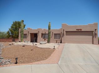 992 W Arbor Ridge Dr, Green Valley, AZ 85614