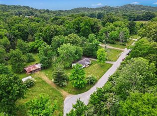 2020 Estes Ln, Columbia, TN 38401