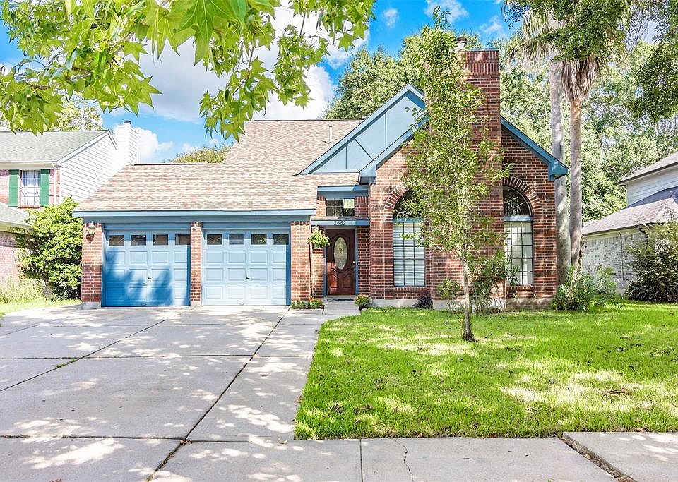 1st image of 2652 Sawyer Dr