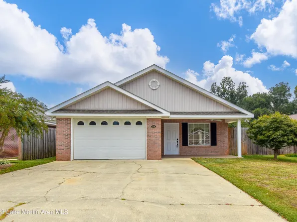 258 Pelham St, Alexander City, AL 35010