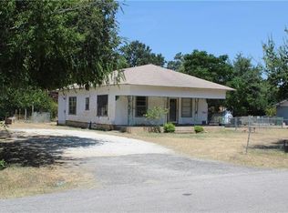 906 Christopher Ave, Round Rock, TX 78681