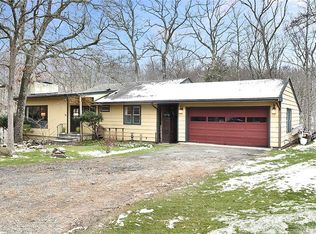 104 Old Church Ln, Pound Ridge, NY 10576