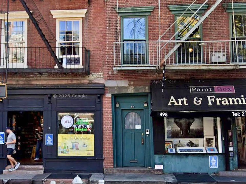 1st image of 498 Hudson St #7