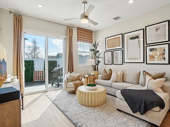 3rd image of 3800 Viceroy Pl #3792