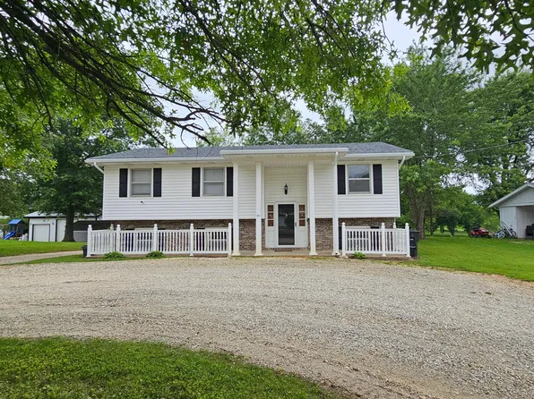 901 Elaine Dr, Fulton, MO 65251