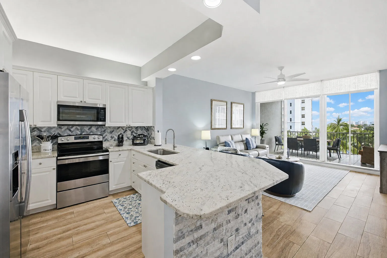 3 bed, 2.0 bath, 1475 sqft, $15,000 — Photo 2