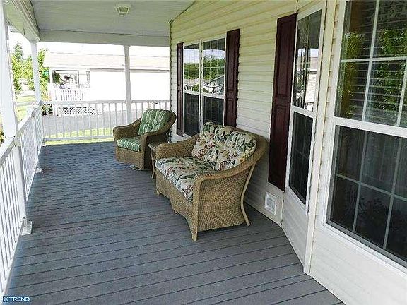 3rd image of 310 Buttonwood St