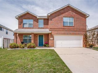 2316 Ash Grove Trl, Fort Worth, TX 76112