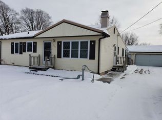 1435 Huntington Rd, Waterloo, IA 50701