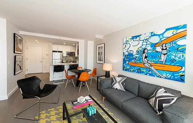 Rented by Greystar | media 19