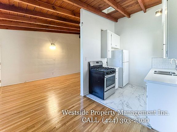 3rd image of 1142 24th St APT C