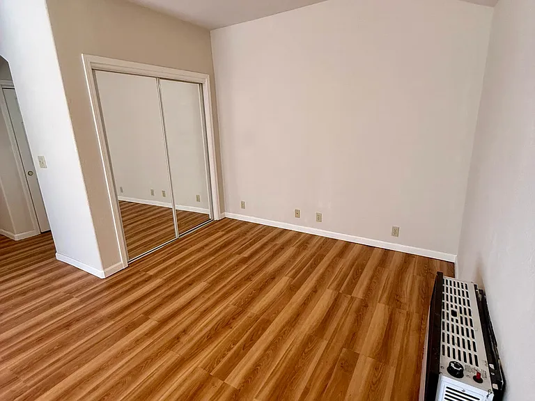 14720 Lynshar Rd — Photo 15