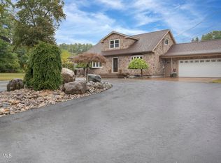 200 Maeotsa Lane, Altamont, NY 12009