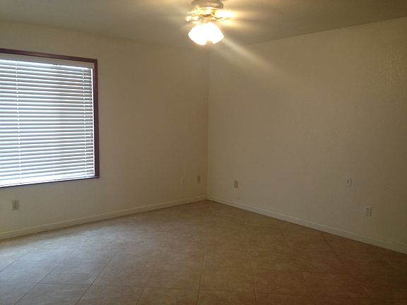 3rd image of 3220 E Pueblo Ave