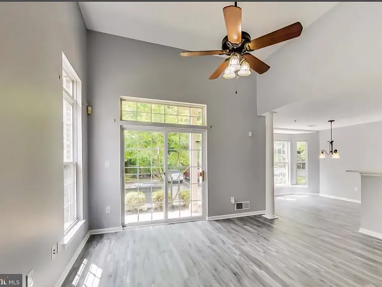9908 Spanish Oak Way #73 — Photo 1